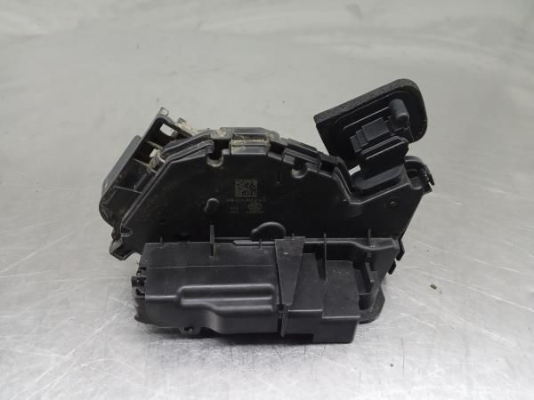 Fechadura / fecho porta trás esquerdo VOLKSWAGEN Golf VII (5G1, BQ1, B