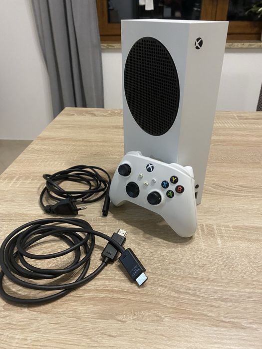 Xbox Series S 512GB + Oryginalny Pad + Okablowanie