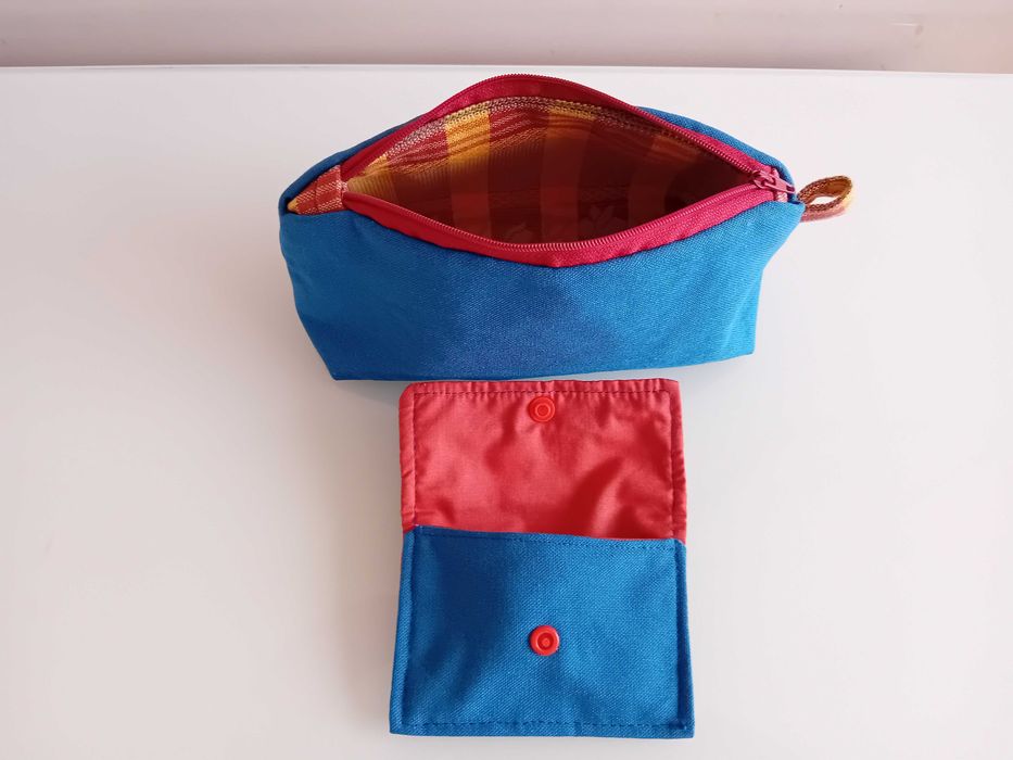 Estojo + carteirinha