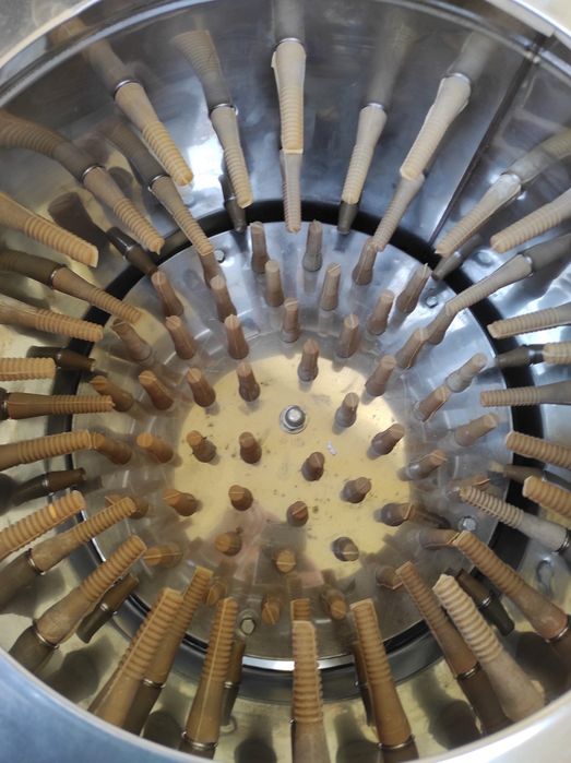 Depenadora de galinhas e outras aves