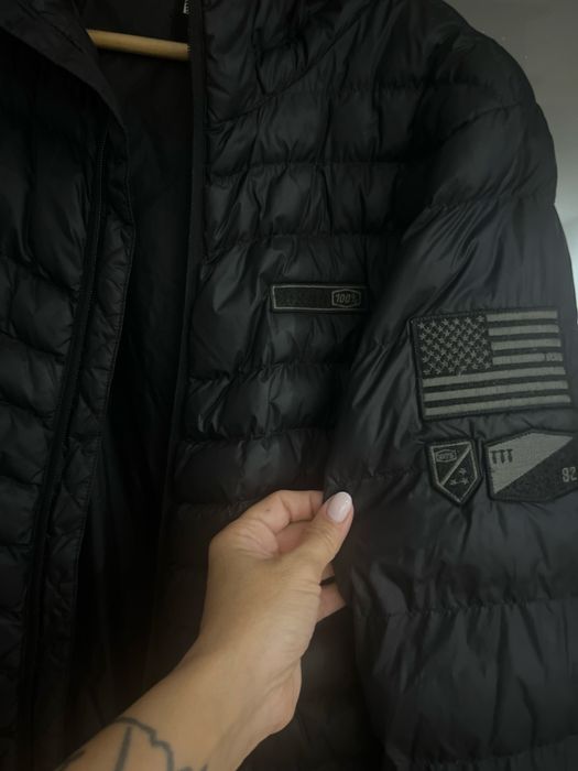 Blusao em bom estado tamnho S Marca 100%