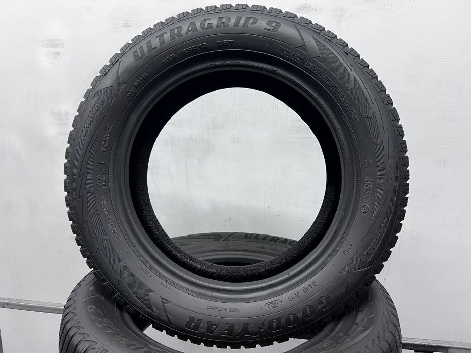 2шт зима 185/65/R15 Goodyear UltraGrip 9