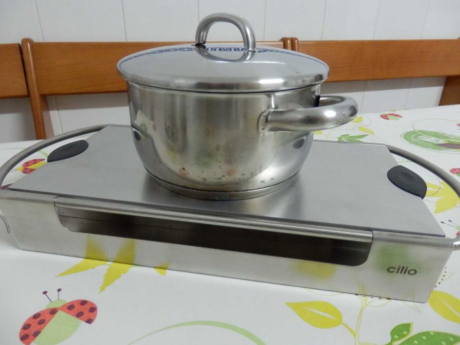 Tabuleiro para manter a comida quente