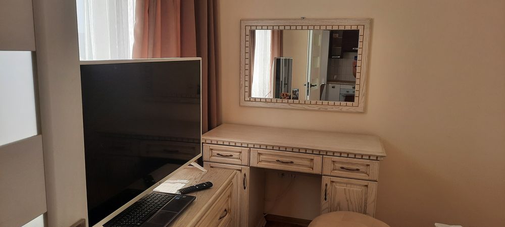 Без відкл СВІТЛА ! квартира центр Новий Рік вільна подобово посуточно