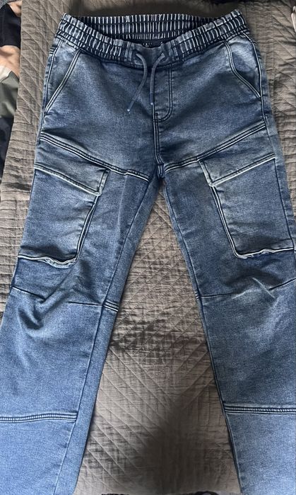 Jeansowe spodnie cargo