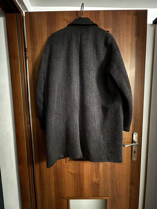 Szary płaszcz oversize z dodatkiem wełny