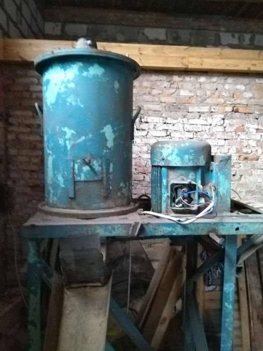 Продам б/у шелушитель зерновых(пшеница, ячмень, просо, гречиха)