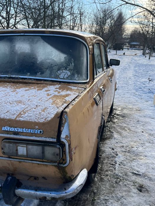Продам москвіча 2140