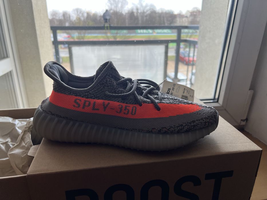 Yeezy boost 350 v2 beluga reflective