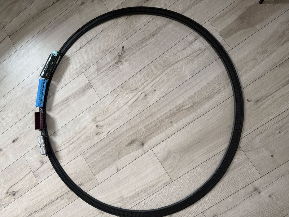 Залізна дорога на батарейках