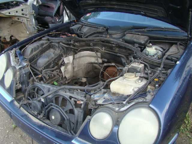 Mercedes-Benz / Мерседес E 300 3.0 TD W210 очкарик - разборка запчасти