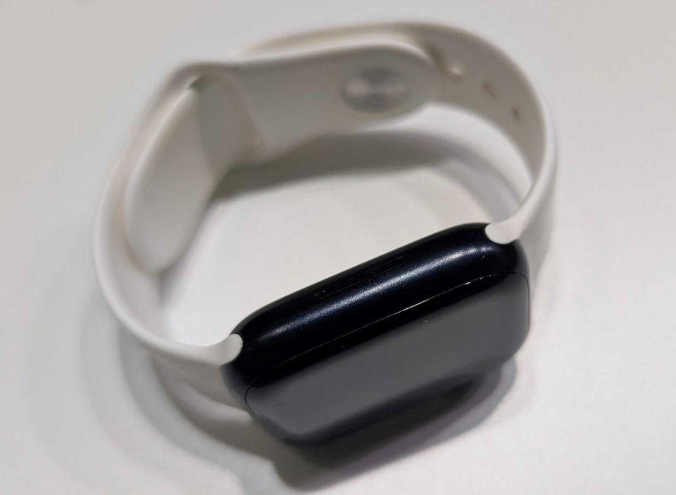Apple Watch 9 (GPS) 41mm (A2978) часы - на запчасти