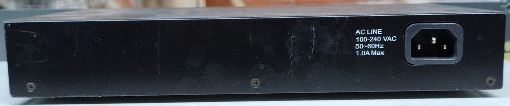 Switch 16 portas Longshine