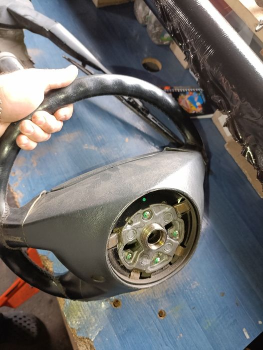 Продам руль Мерседес