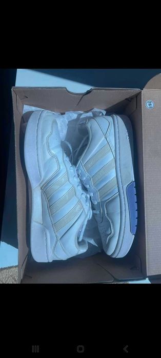 Buty Adidas Courtic rozmiar 36 2/3