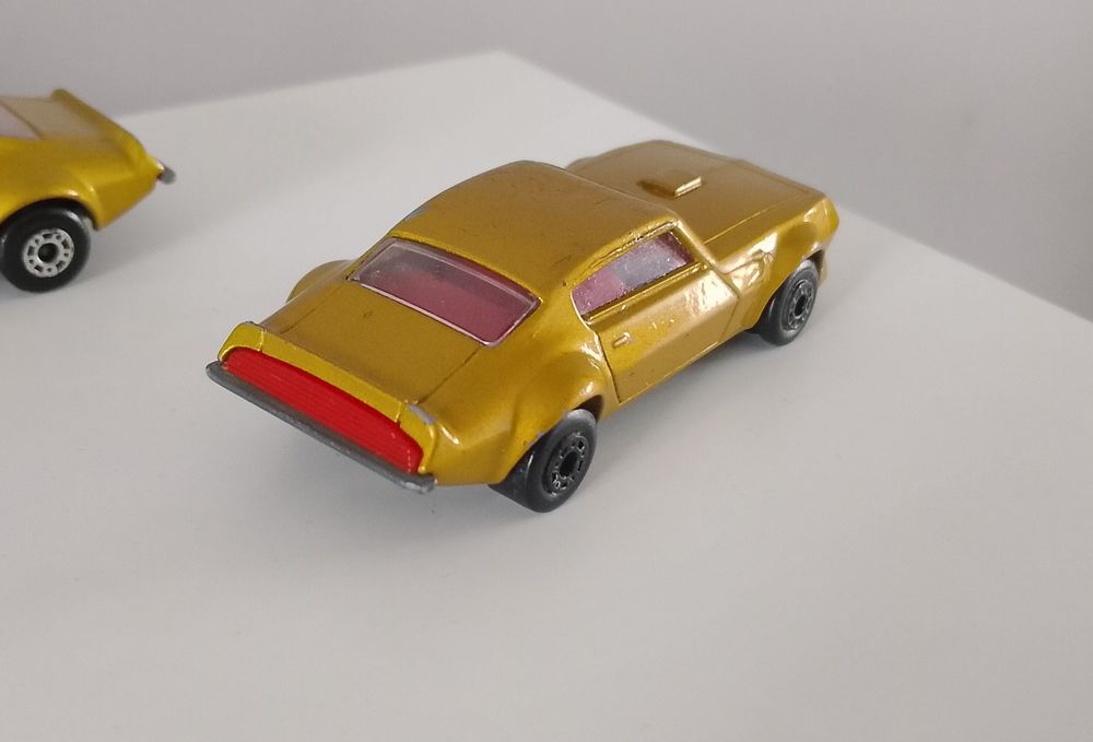 Matchbox Pontiac stary resorak