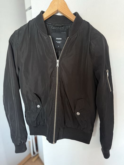 Czarna kurtka wiosenna jesienna Cropp S