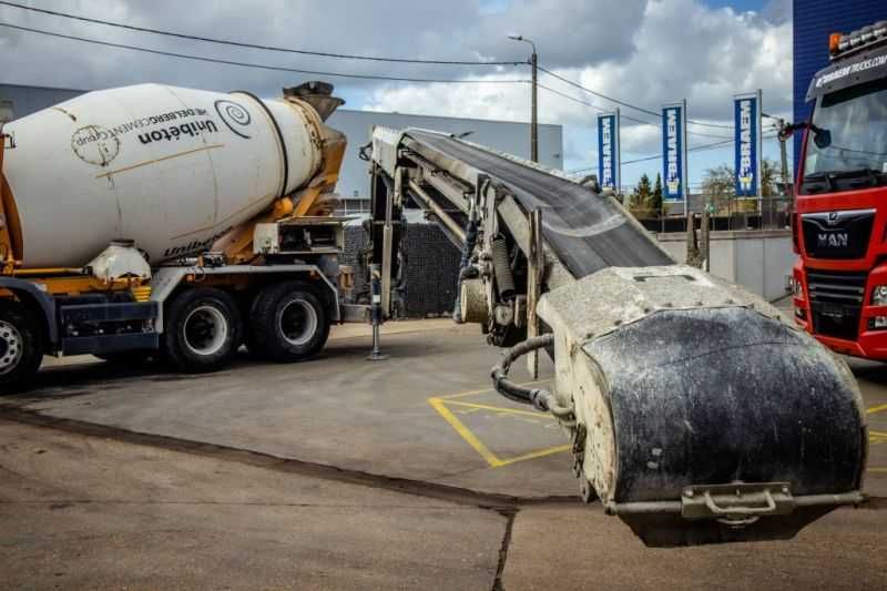 Вантажний автомобіль MAN TGS 32.400BB+LIEBHERR 8M³+BAND/TAPIS 16m