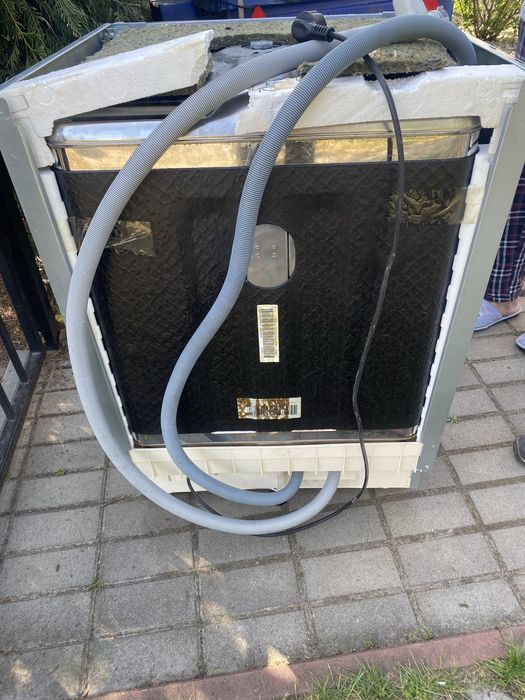 Zmywarka ariston jak nowa na części 60 pod zabudowę