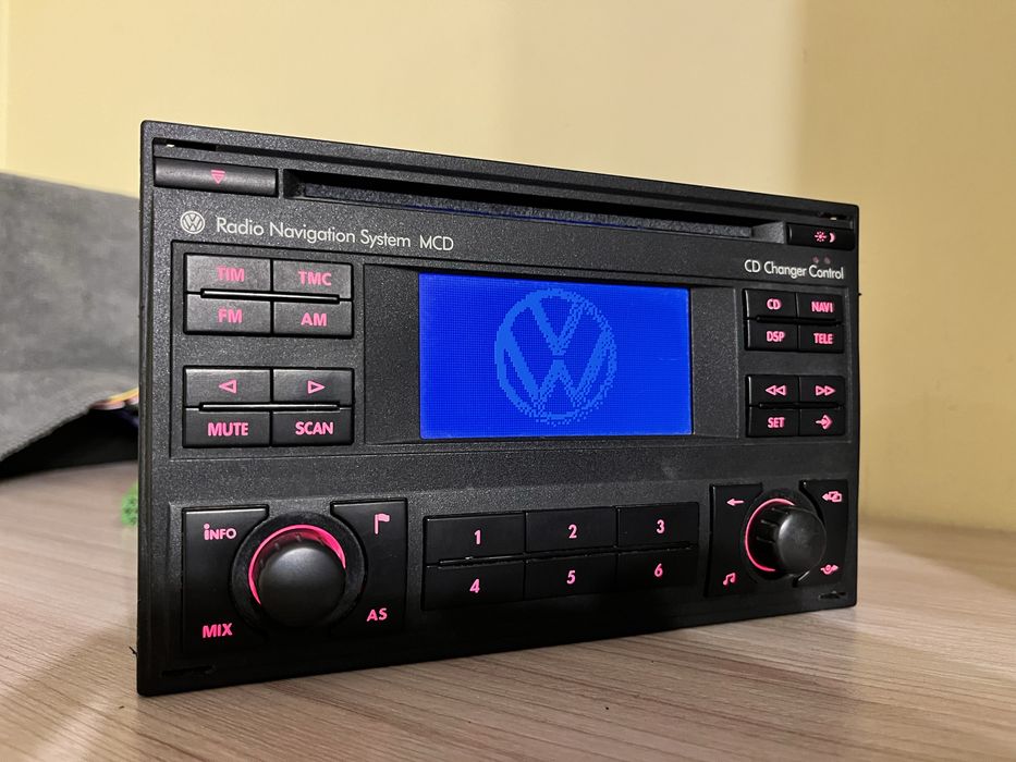 Radio VW Volkswagen navigation system MCD - sprawne , z kodem