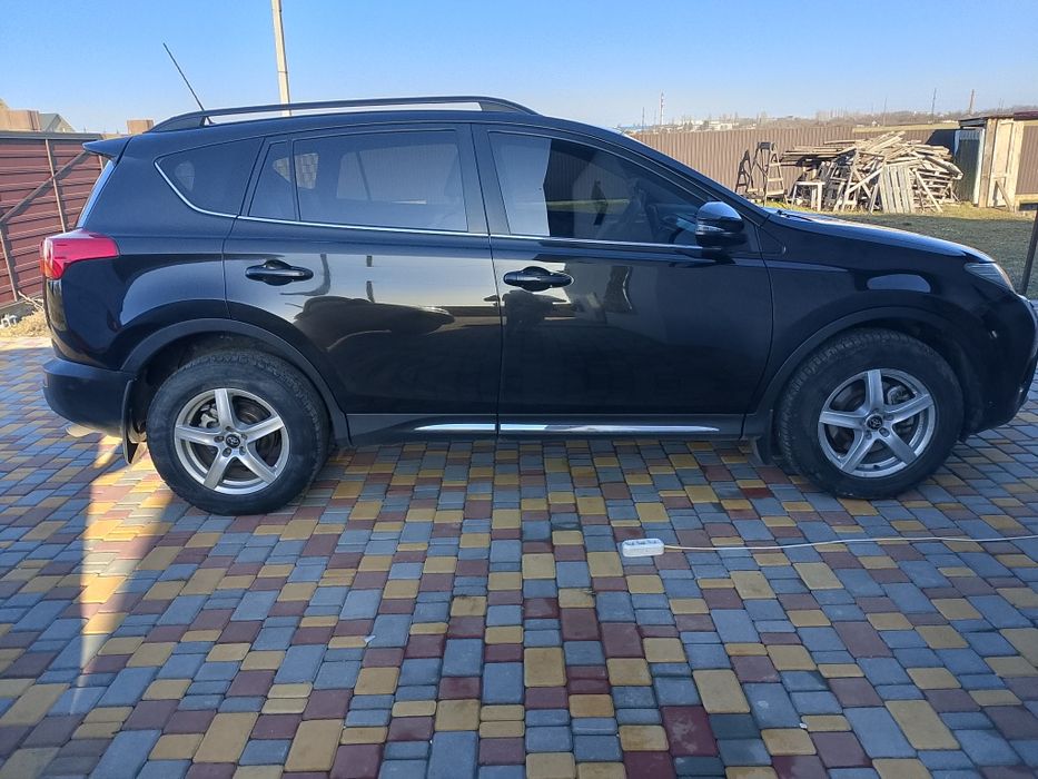 Toyota RAV4 2014рік 2.2D