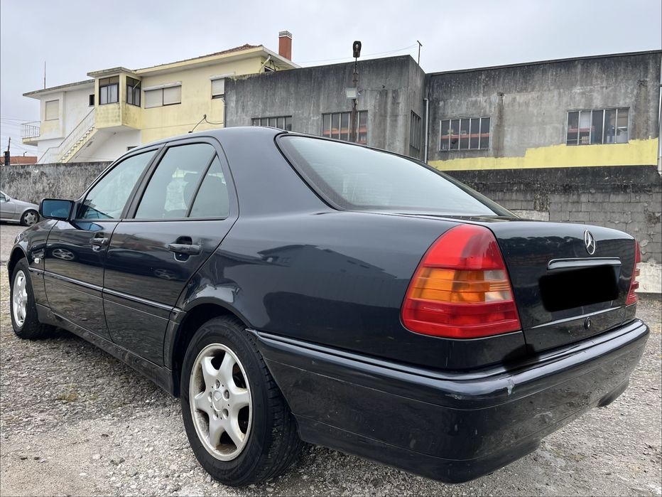 Mercedes Benz C220