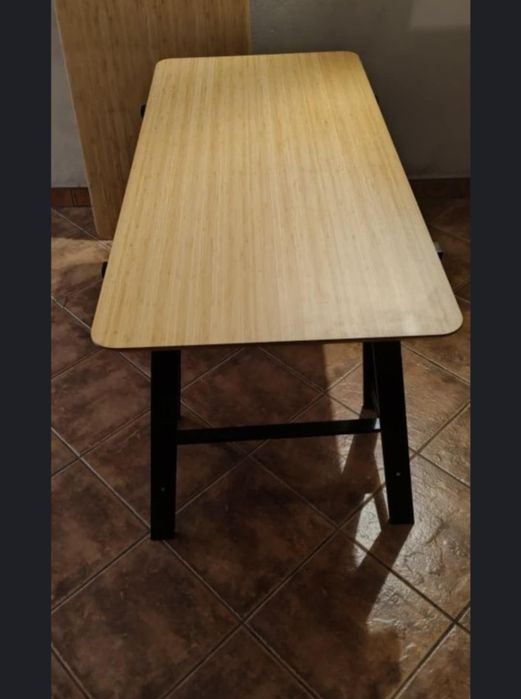 Biurko bambus Ikea w idealnym stanie ! Okazja .