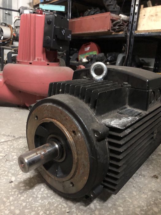 Silnik pompy GRUNDFOS 3MOT MG 112