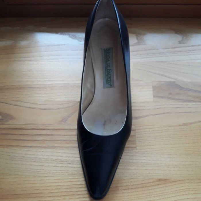 Туфли с удлиненным носком 37,5-38 размера