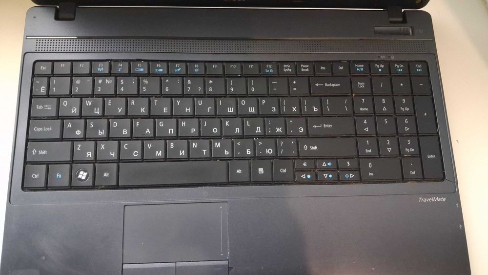 Продам не робочий ноутбук Acer TravelMate  5740. Під ремонт або на запчастини.