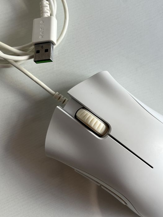 Razer Deathadder branco