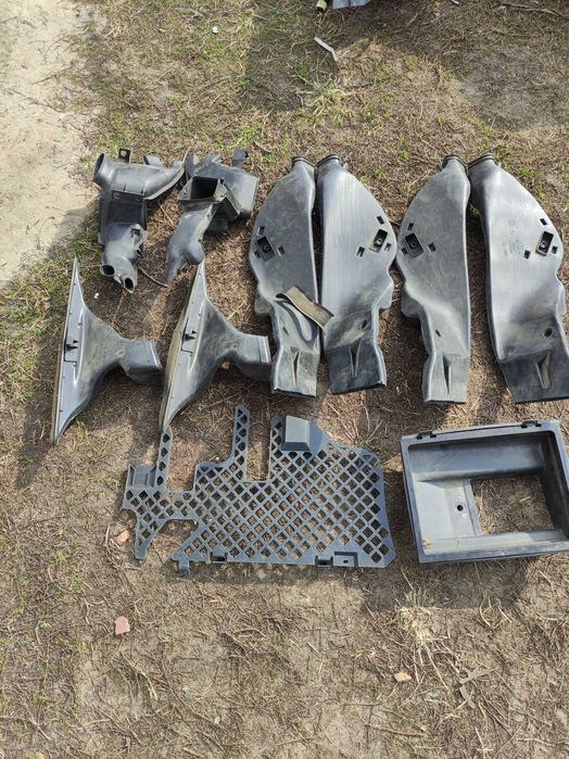 Пластик печки, воздуховоды, салона.  Корпус фильтра салона Октавия тур