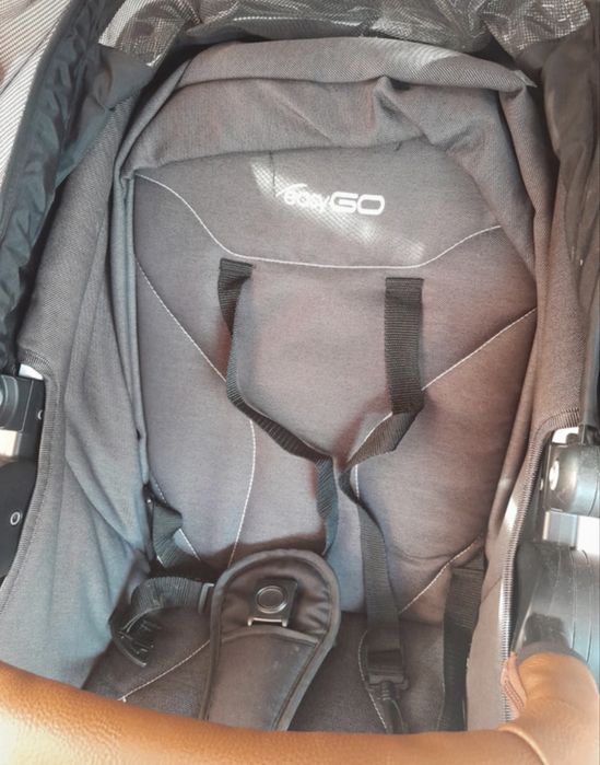 Spacerowy wózek dziecięcy EasyGo