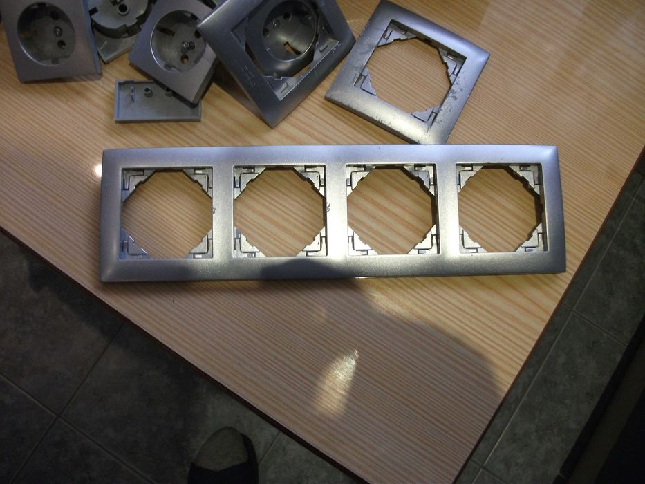 Teclas de interrutores e tomadas Cinzentas Efapel