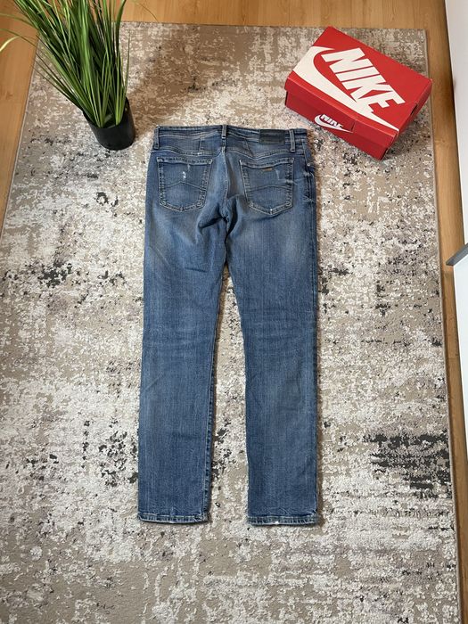 Jeansy z przetarciami meskie slim fit armani exchange selvedge