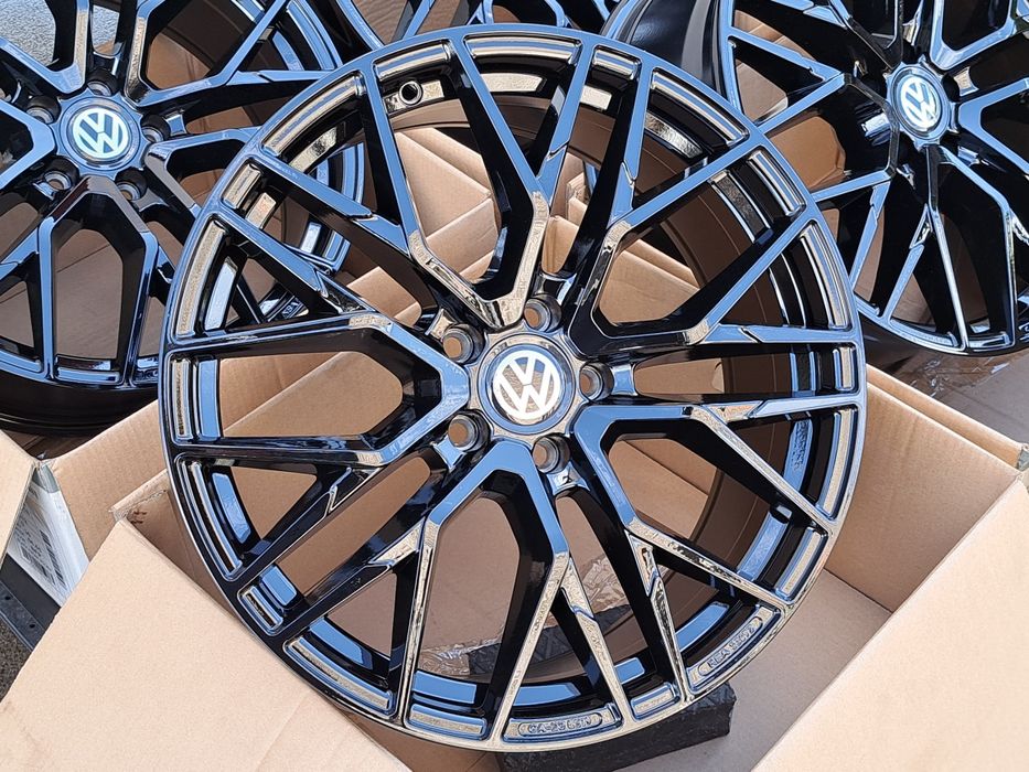 ALUFELGI VW 17 5x112 Turan Passat Golf Jetta Scirocco Caddy BLACK CA20