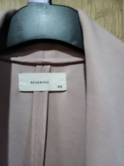 Narzuta brudny róż Reserved Tanio