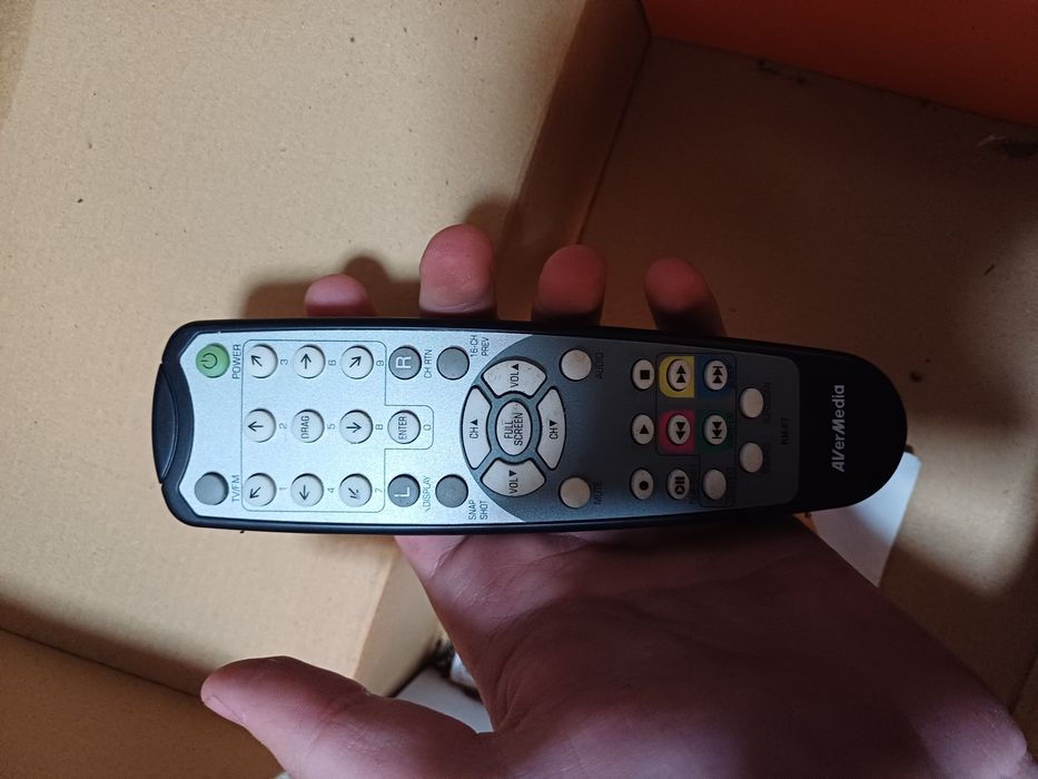 Продам AVerMedia Studio 505 UA