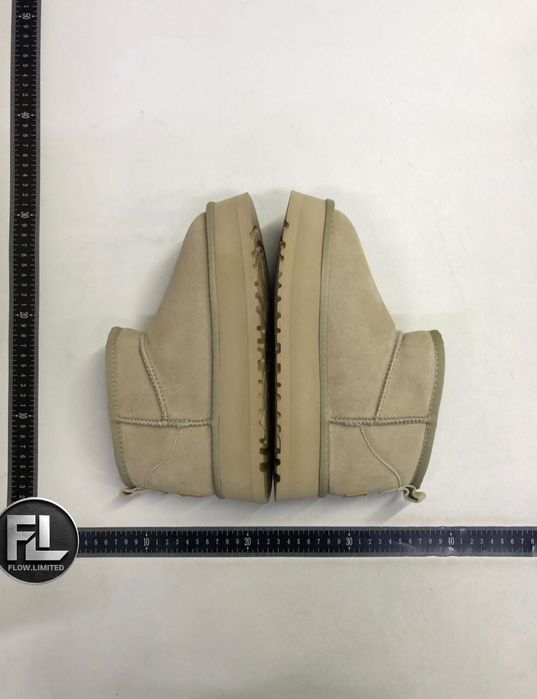 Ugg Classic ultra mini