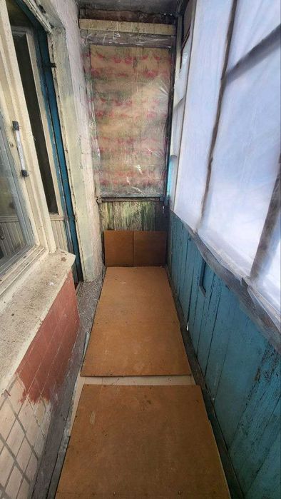 Продам 1 к квартиру, пр. Л. Ландау, коммунальный рынок