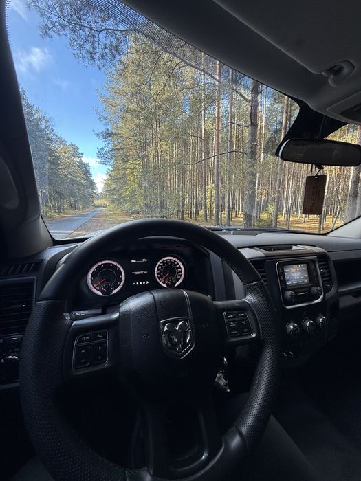 Dodge Ram 1500 Quad Cab 5.7 V8 401km LPG