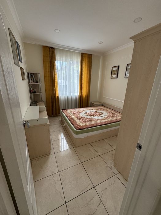 Продам дом с ремонтом, мебелью и гостевым домиком у моря