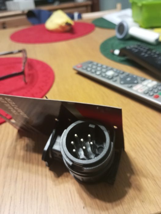 Adapter trzynasto pionowy na siedem