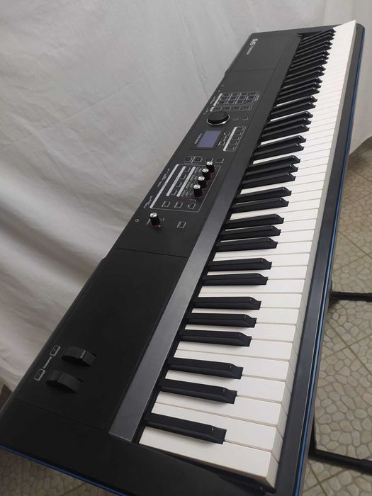 Piano de Palco Kurzweil SP6 88 teclas