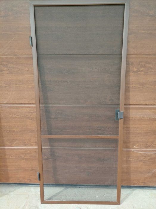 Moskitiera drzwiowa orzech