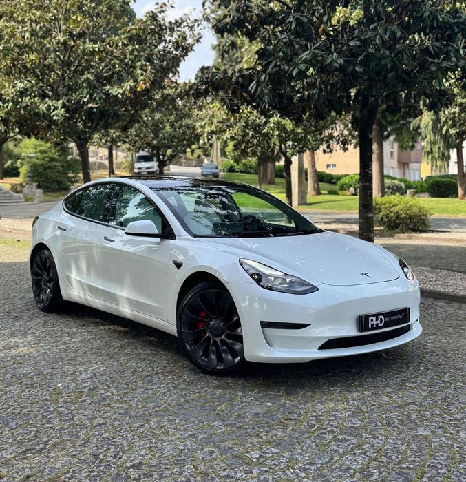 Tesla Model 3 Performance Tração Integral