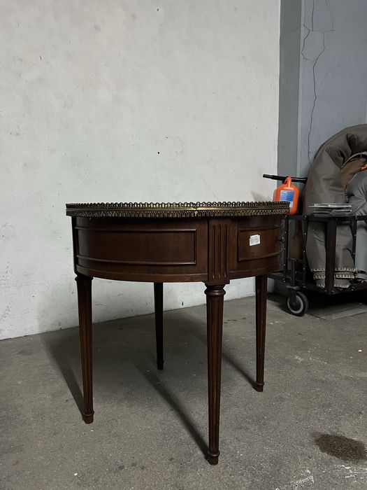 Mesa vintage  Louis XVI