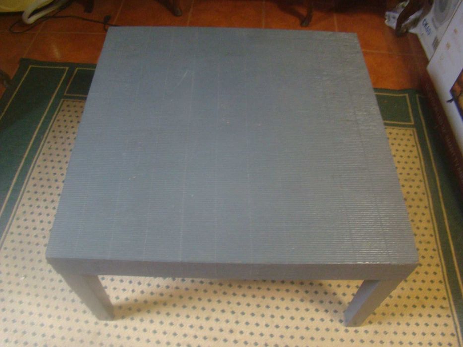 Mesa de jardim  com várias funções