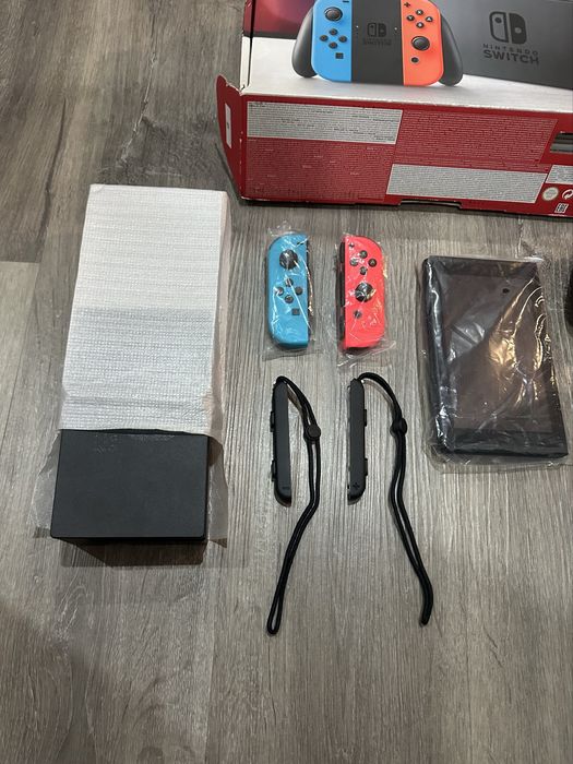Nintendo Switch V1 Completa com Caixa – Excelente Estado