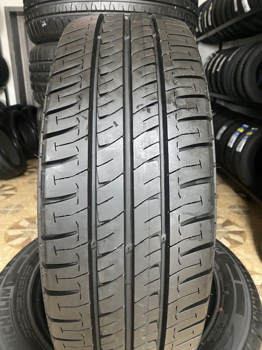 215/60/17 109/107Т Michelin AGILIS